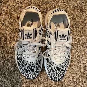 adidas Women’s Swift Run X Shoes size 7.5